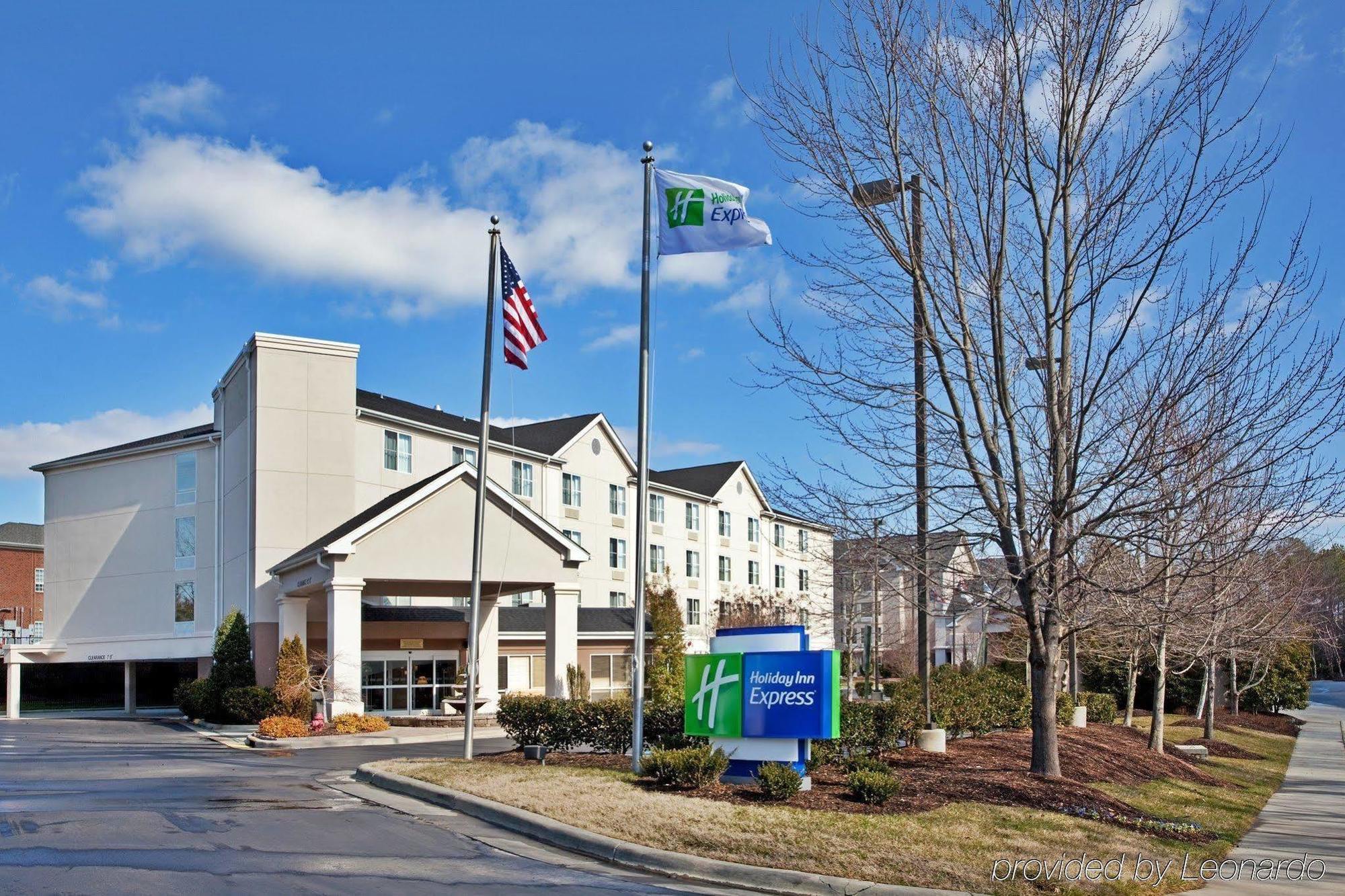 Holiday Inn Express Chapel Hill By Ihg Esterno foto