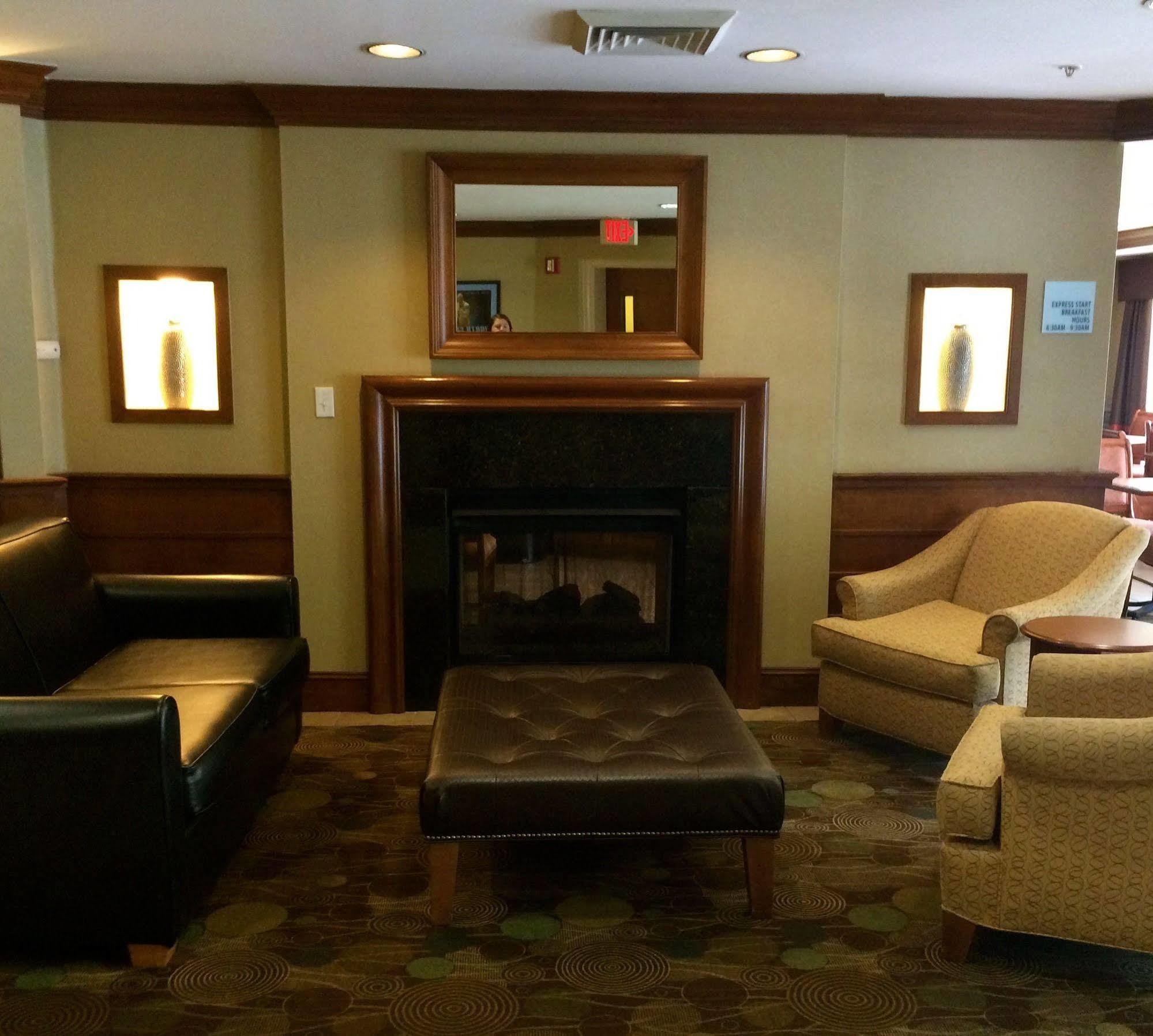 Holiday Inn Express Chapel Hill By Ihg Esterno foto