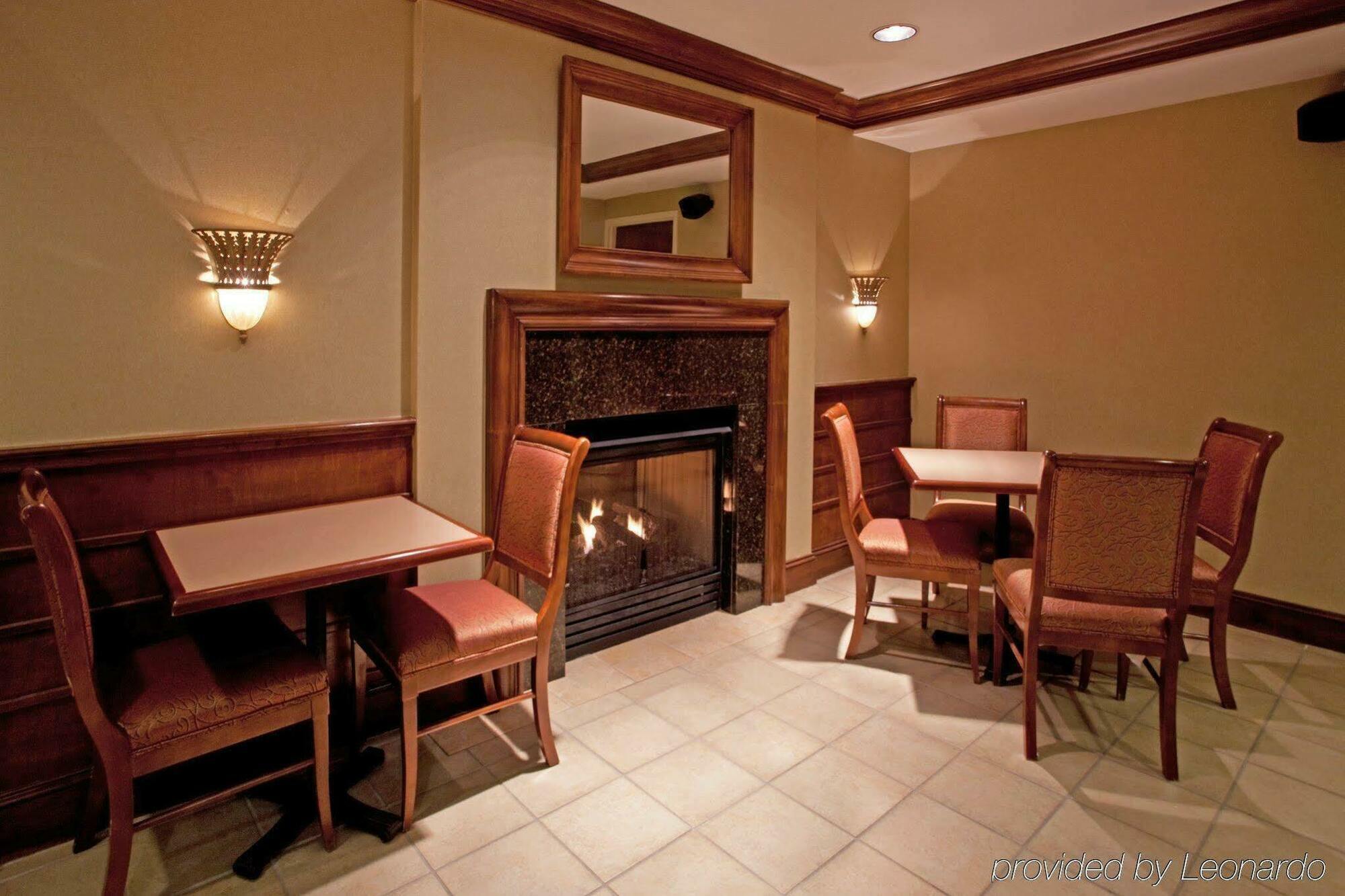 Holiday Inn Express Chapel Hill By Ihg Esterno foto